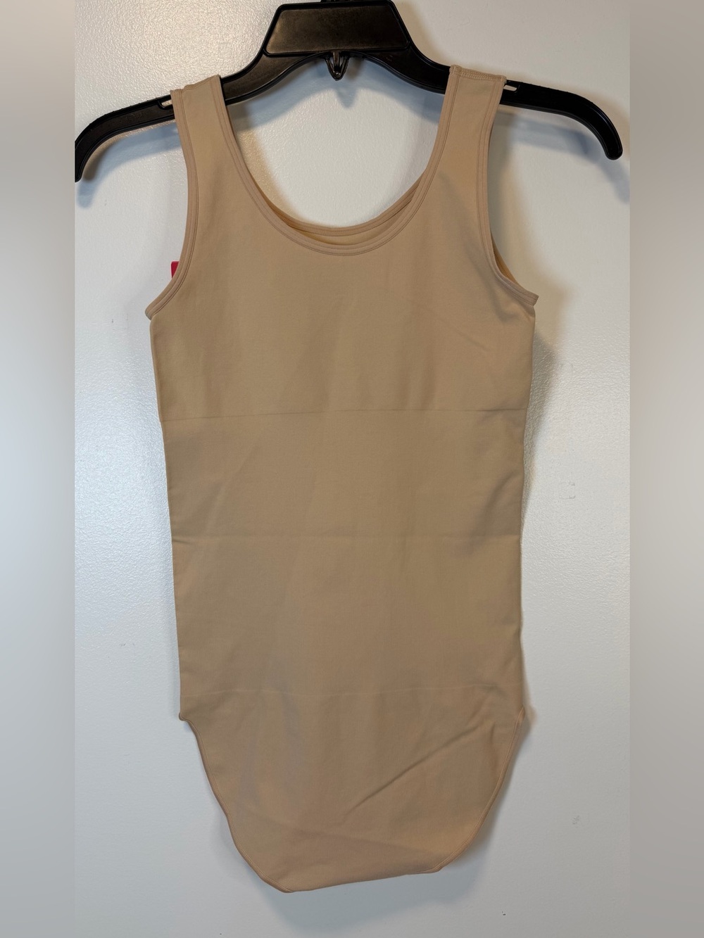 SPANX Soft Nude Seamless Tank Bodysuit Lightweight Smoothing Size Small - Picture 2 of 7